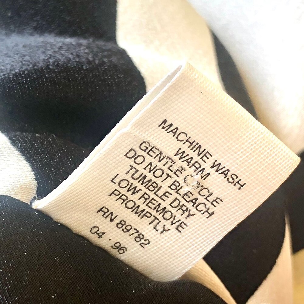 Natori Vintage 90's Jacket PUFFY Coat Lined Black & White Pockets Zebra Print - Picture 11 of 15